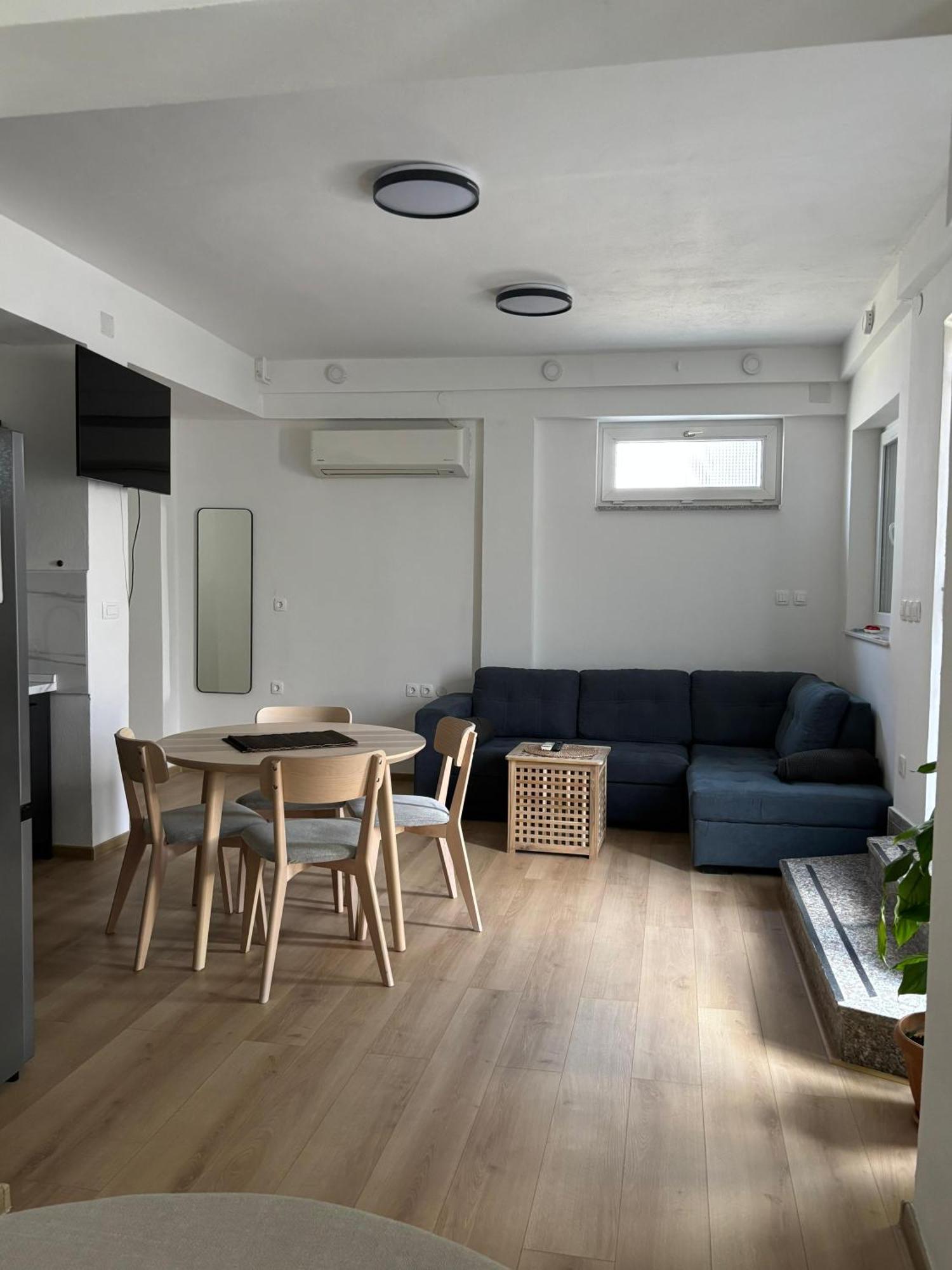 Studio Apartman Sedmica 자다르 외부 사진